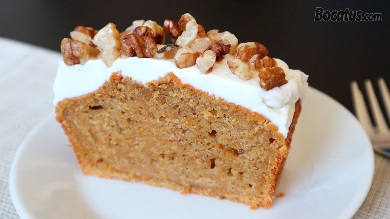 Bizcocho de zanahoria con cobertura de queso