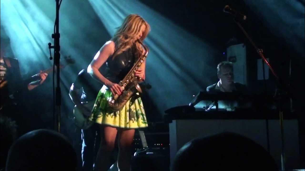 Candy Dulfer No End (guitar solo Ulco Bed) YouTube