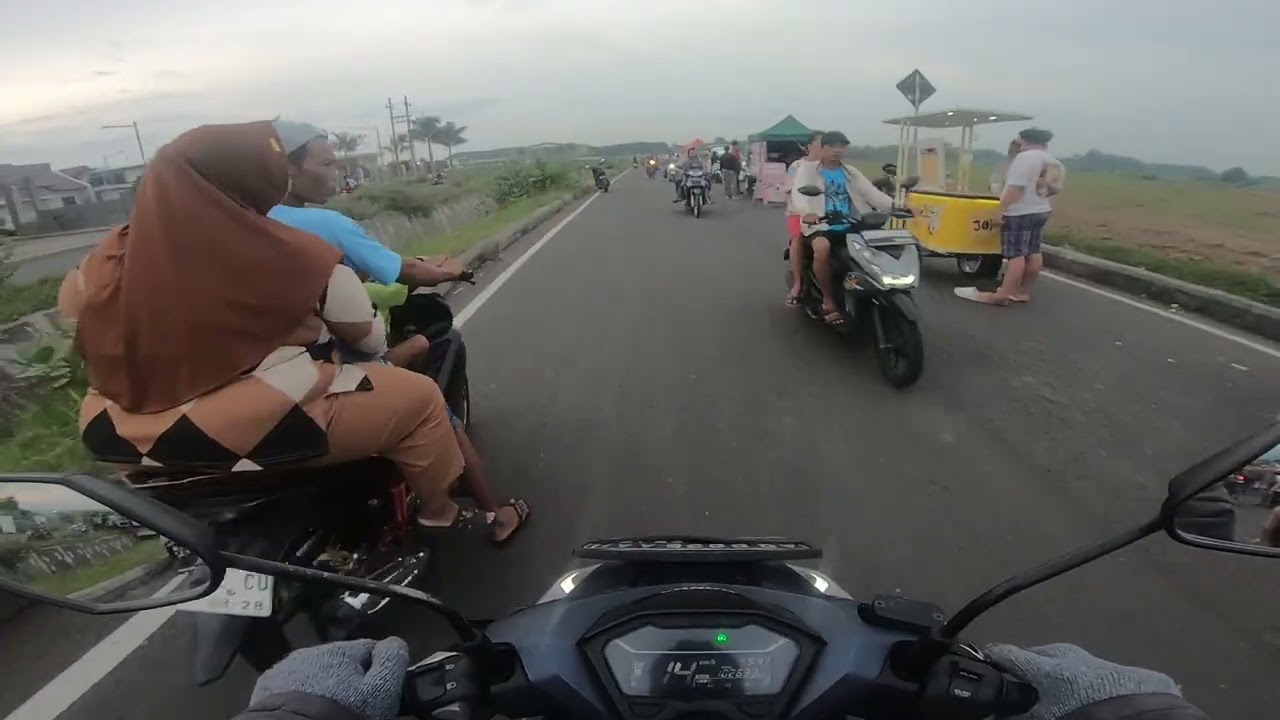 Suasana Jalan Sore 11 Ramadhan 2026 - Berburu Takjil 5