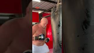 Tyson Fury is back sparring with Kevin Lerena 💪