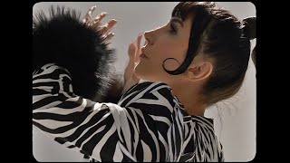 Hande Yener - Kaç (TEASER) [Carpe Diem Tanıtımları] Resimi