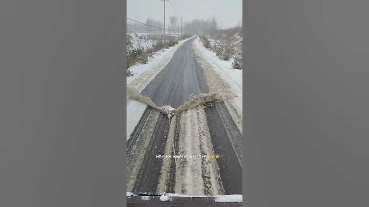 World's simplest and cheapest snow plow -Use angle irons to weld a triangular rack and tie a stone !