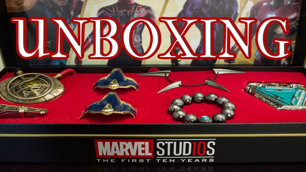 Marvel Figurines and Jewelry Gifts Collection