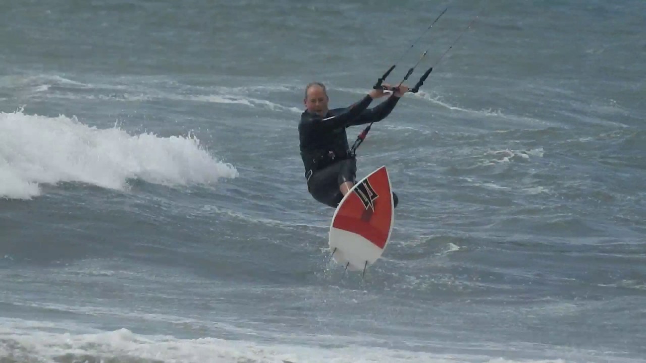 Home turf sess..Kite surfing East End beach New Plymouth NZ YouTube