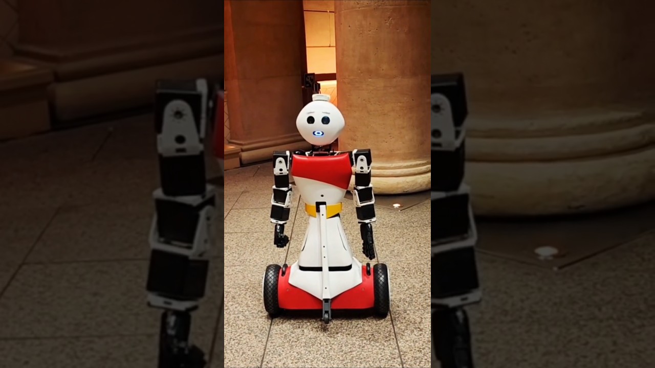 Robots in Rome, Italy #rome #robot #italy #templeofhadrian