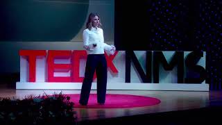 How to find clarity - TEDx talk by Krystyna Larrave.