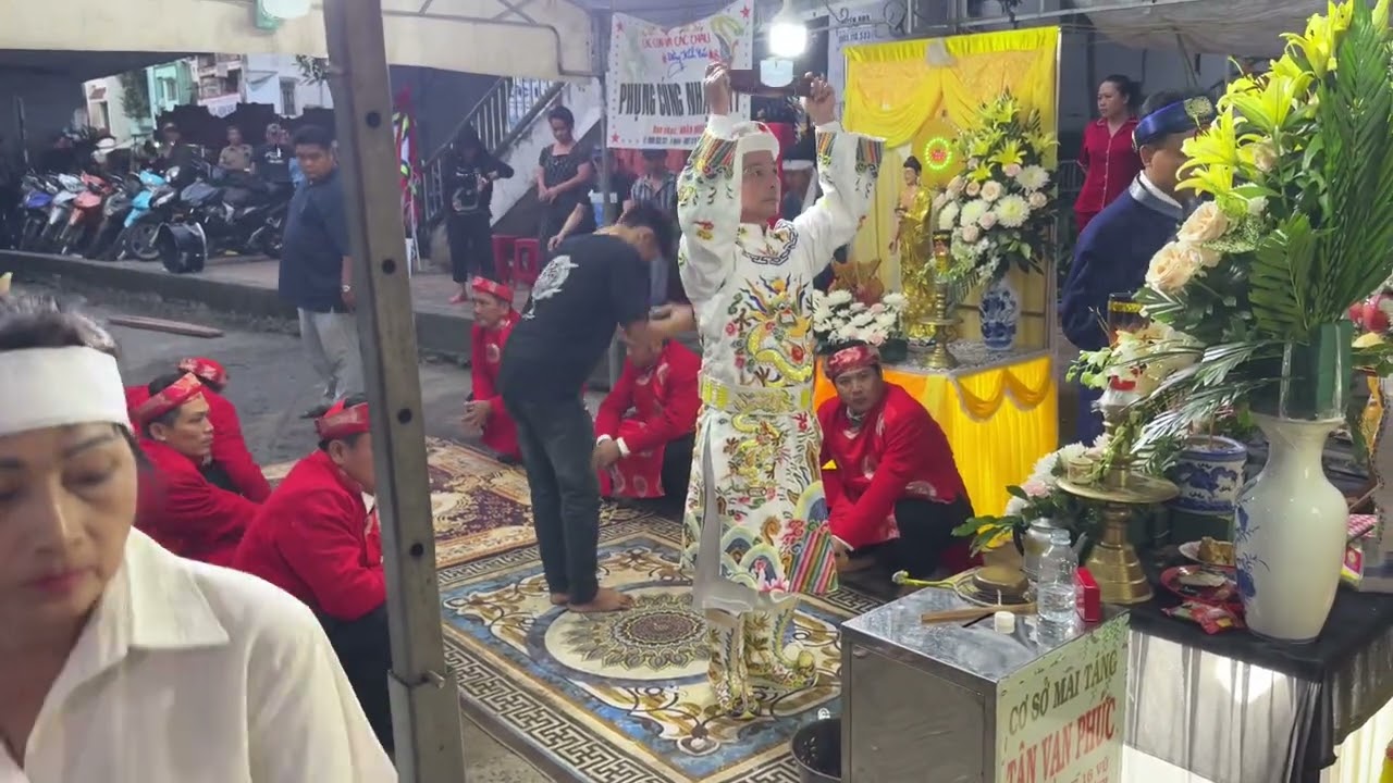 Lễ động quan của dượng hai P2