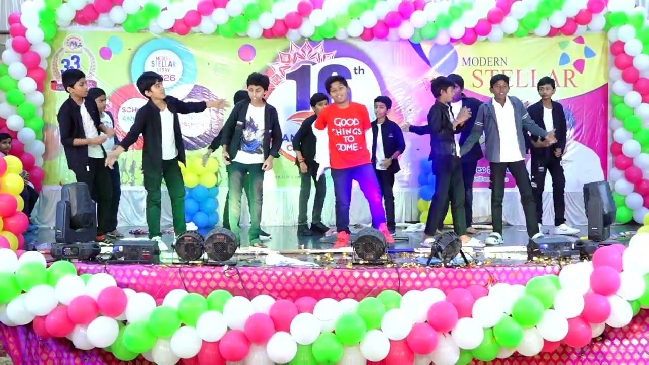 7th A & B Boys hoyna hoyna