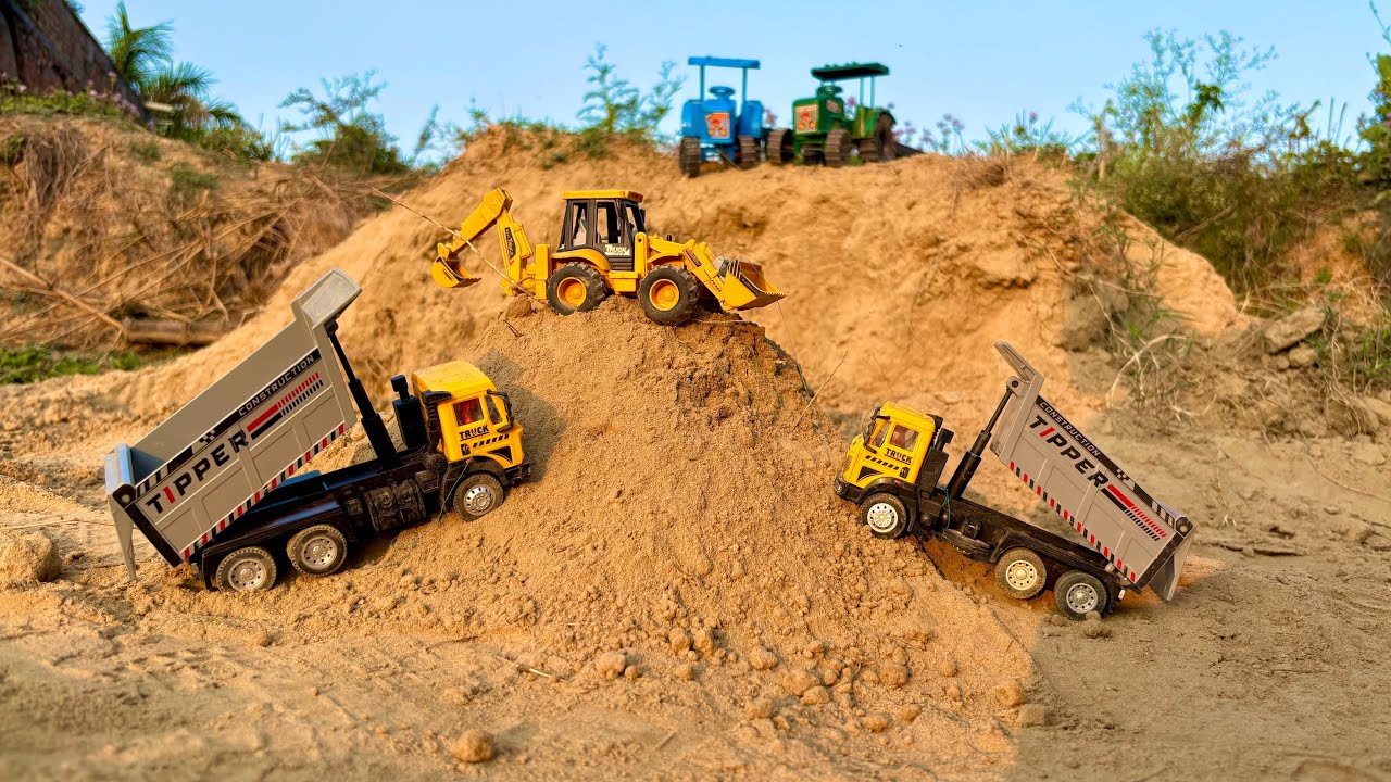 jcb 3dx loading tipper truck and tractor || Tata signa overloading with sand 