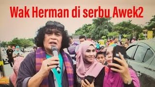 Herman Tino hampir di baling batu nyanyi di Show MPK klang - Mengapa di kenang mengapa di Fikir