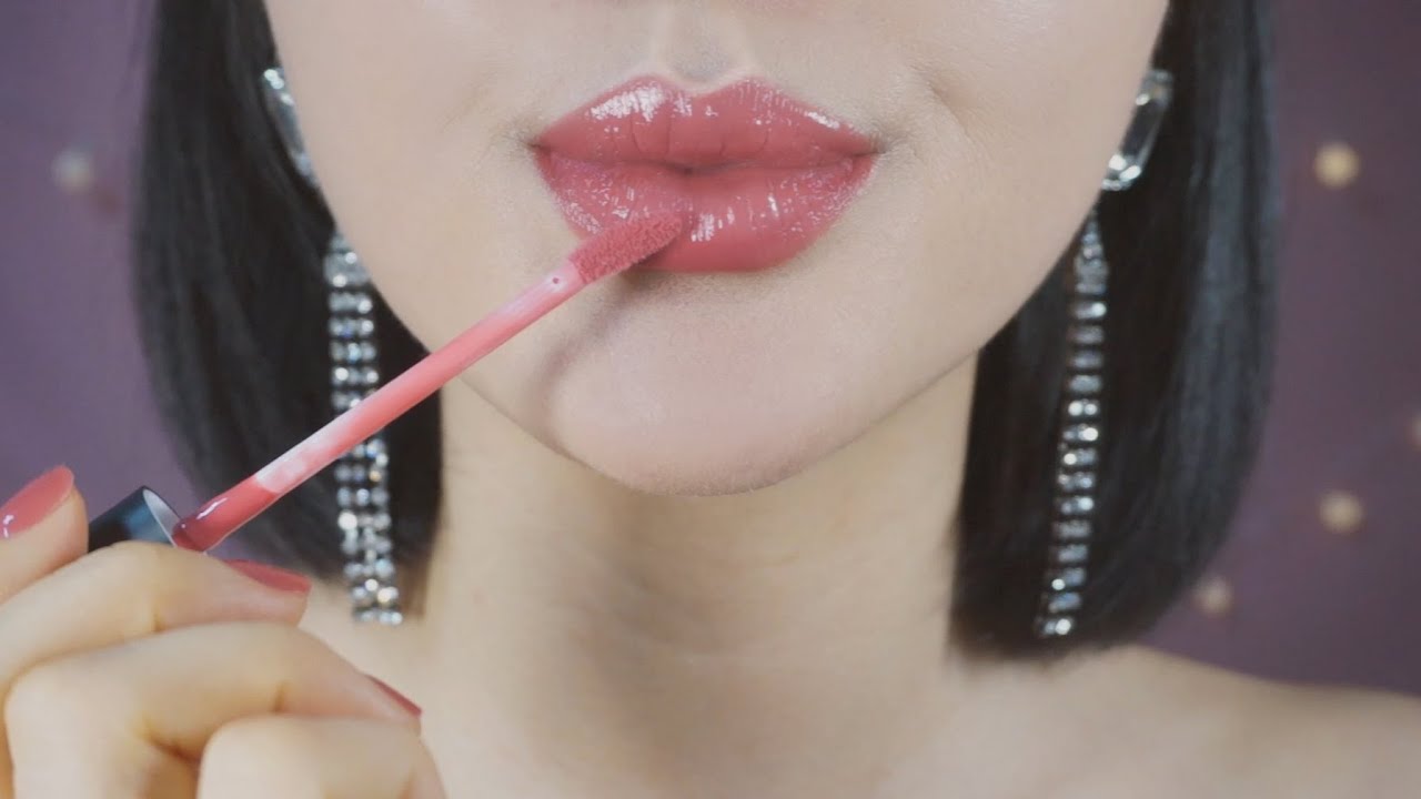 ASMR Lipgloss Application💋 Mouth sounds - YouTube