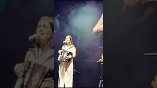 Julieta Venegas concierto sevilla Iconica Fest.Me Voy. plaza de  España 2023