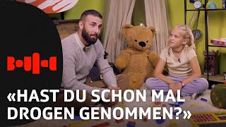 Mathilda konfrontiert Mc Hero: Drogen, Schlägereien und teure Pullis! | Rap Chats Kids | SRF