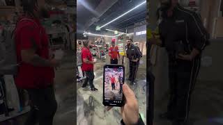 650 Or Free Customer Decides His Fate For Meta Oakleys