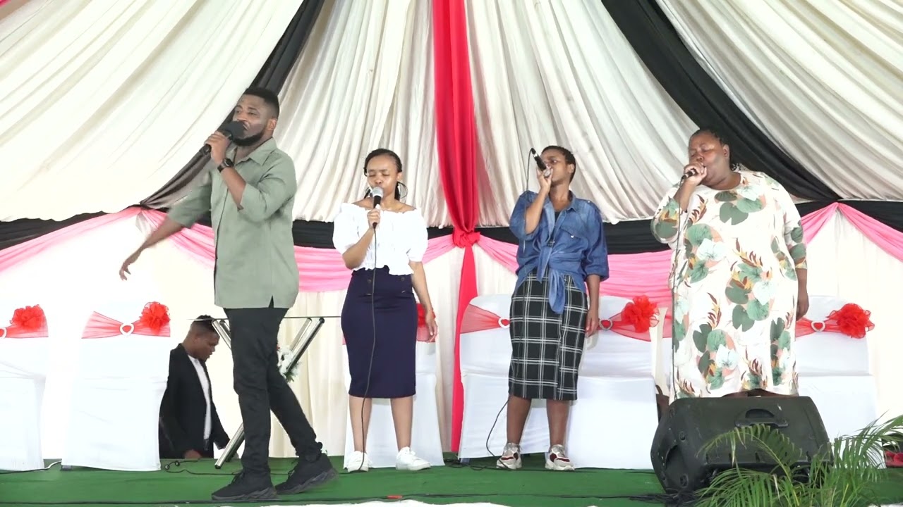 UMHLOBO ONGUJESU _ GOD'S ARMY