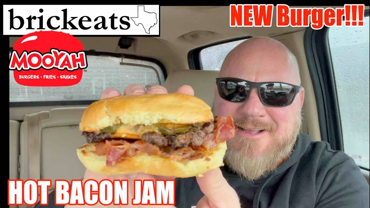 Brickeats *NEW* Mooyah Hot Bacon Jam Burger! YouTube