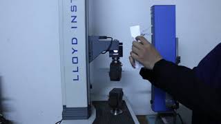 2.2 - Attach the Specimen (measurement using extensometer)