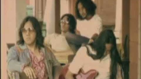 Naif - Benci Untuk Mencinta (Official Lyric Video)