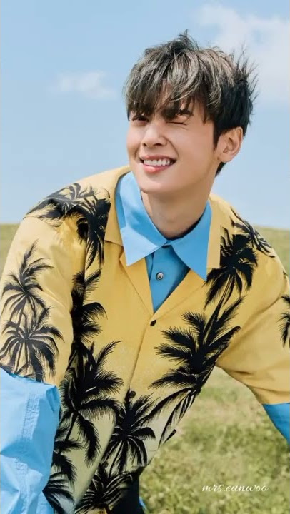 😘😘 my morning alarm eunwoo ♥️♥️♥️♥️