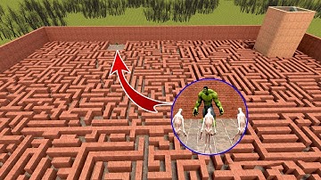 SCP-096 VS HULK IN MAZE In Garry