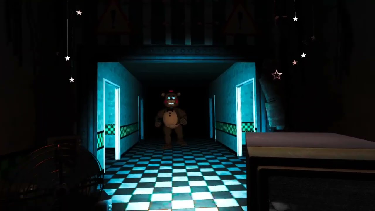 Playing five nights at Freddy’s help wanted part one ￼