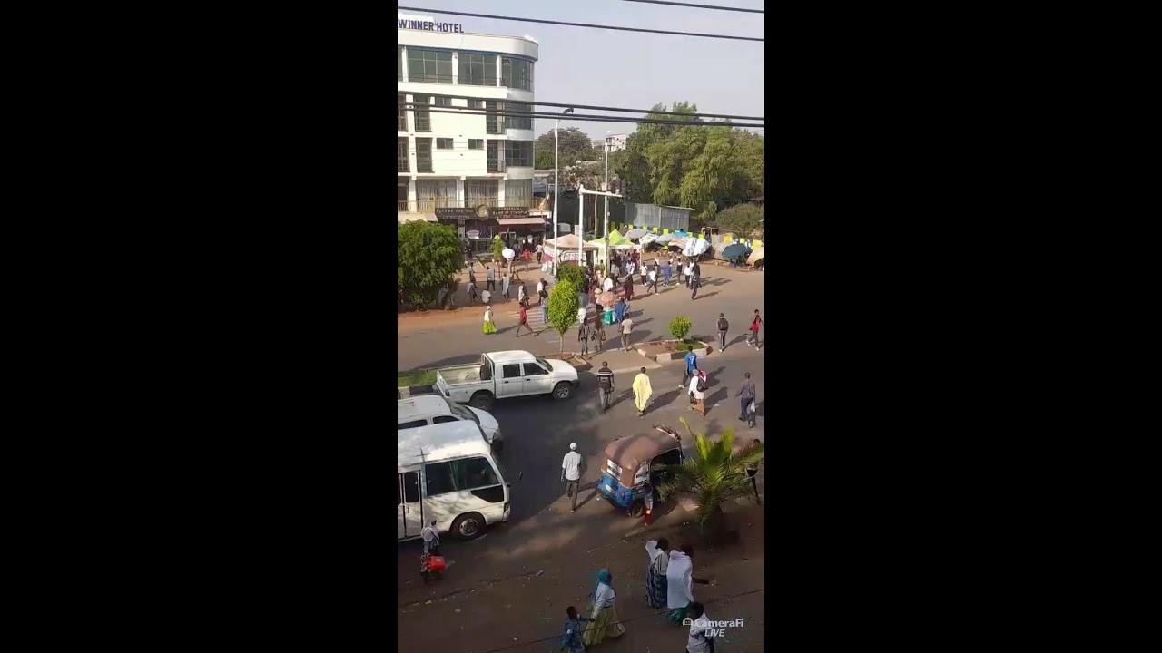 live #ቀጥታ_የምሽት #walk on roads