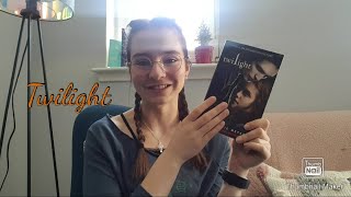 Reliving my Teen Vampire Obsession | #1 Twilight
Join me on this journey where I re-read all the vampire books I was obsessed with when I was younger. It all starts with Twilight by Stephenie Meyer, doesnt it always...
#BookTube #Twilight
I loved watching Kevin read Twilight for the first time!
~ Irish Reader - https://www.youtube.com/watch?v=hIPrNDzaHpA
LIKE | COMMENT | SUBSCRIBE
Follow me!
Twitter: @Els_NicBhatair
Instagram: eleanor_janew
Goodreads: https://www.goodreads.com/user/show/9221344-eleanor
*All thoughts and opinions are my own. Reliving my Teen Vampire Obsession | #1 Twilight