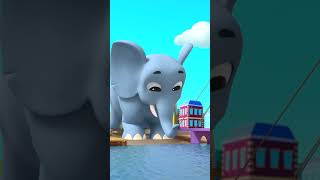 GIANT Animals Storm the City! 🐘 #morphle #elephant #shorts