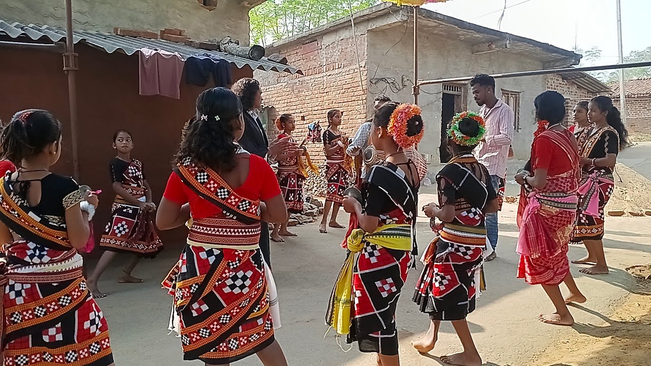 ବୁରାବନ୍ଧ କୀର୍ତ୍ତନ ଝିଅ ଦଳ @ratha jatra# jhia kirtan #dala  📸 20k view