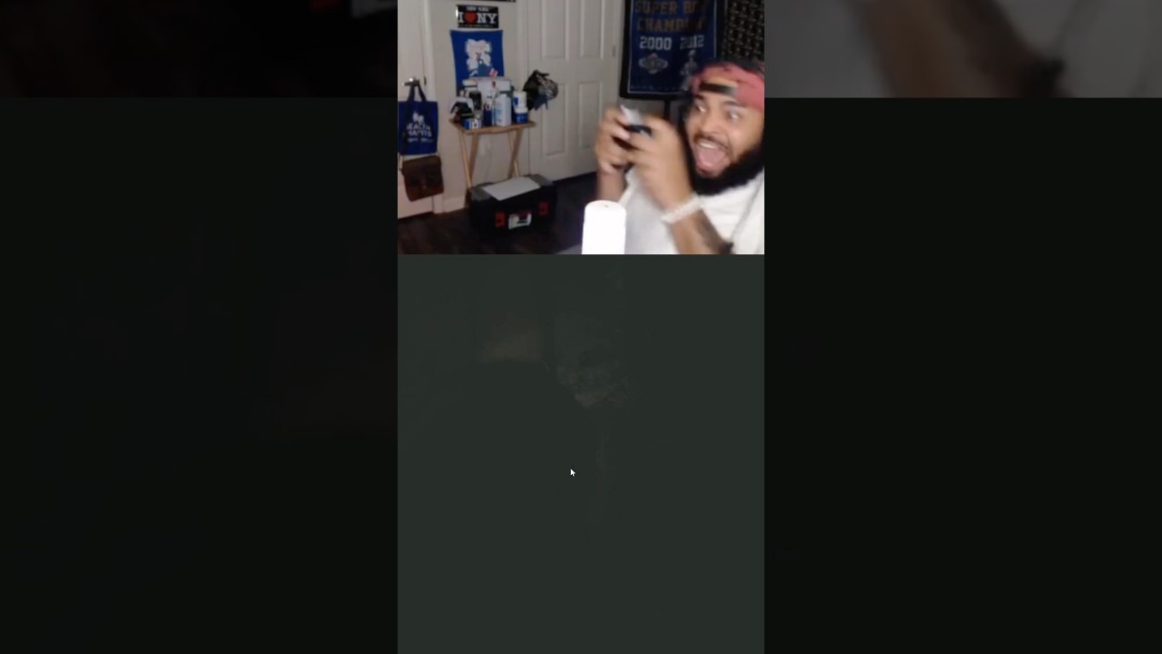 Scared is not the word. 😂💀 #reaction #twitch #alanwake #streamer #gaming #jumpscare #fyp #funny