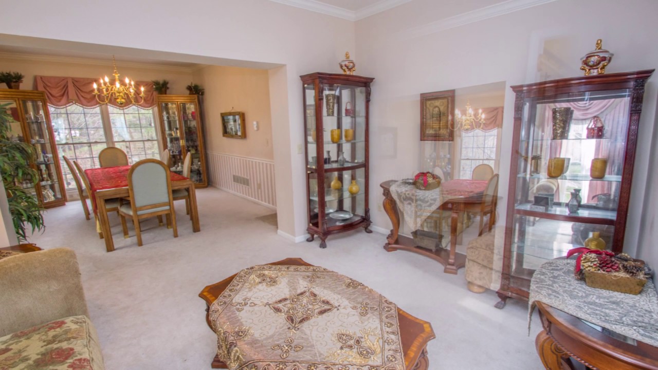 Residential for sale 18283 Glen Cairn Way, Strongsville, OH 44149