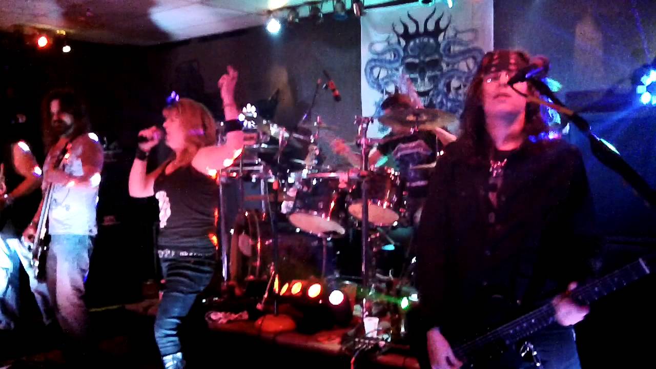 Bizerkers No More Tears Cover