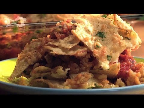 Green Chili & Chicken Casserole with Alex Thomopoulos - Casserole Queens