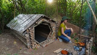 Bushcraft Solo Overnight - Building Survival Earth shelter - Bushcraft Earth 2022