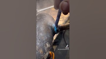 Oxygen sensor removal. #automechanic #brakerepair #carmaintenance #mechanic