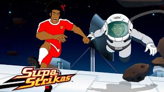 Спастись от Астероида 🌠 | 3 серии | Мультфильм про Футбол - Супер Страйкеры