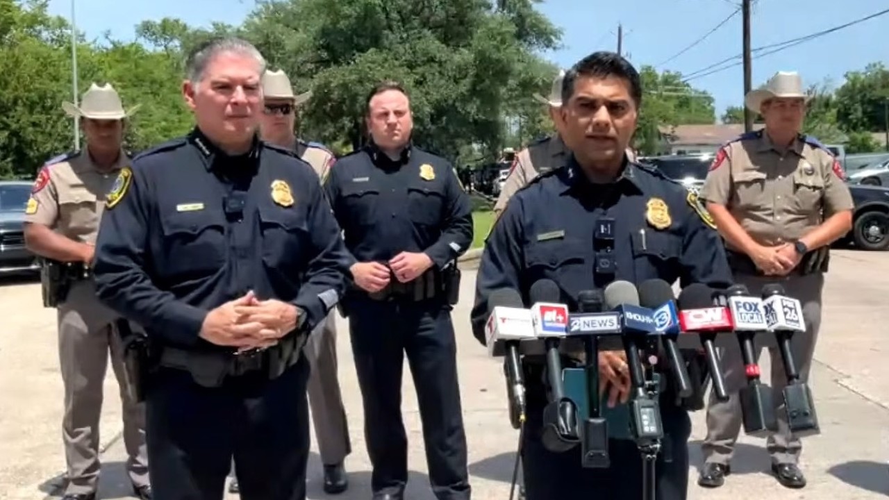 Media Briefing: Officer-Involved Shooting at 6300 N Wayside Dr. I Houston Police