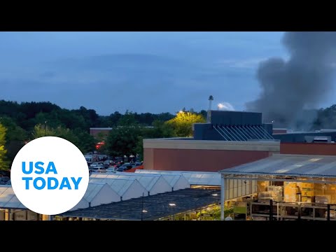 Walmart fire erupts in Georgia store | USA TODAY