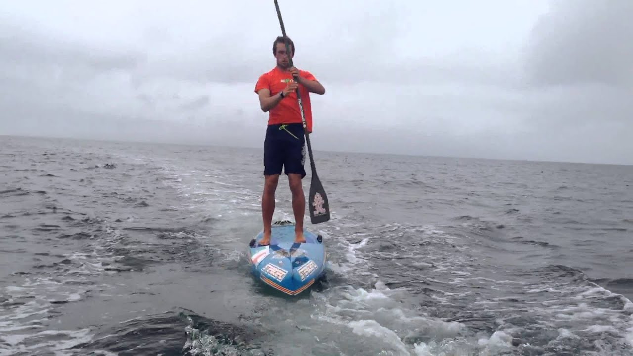 SUP raceboard wake riding