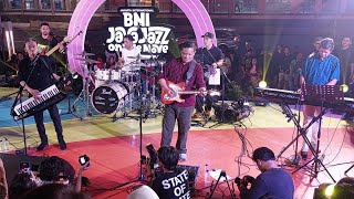 FARIZ RM feat CANDRA DARUSMAN - Barcelona.  live at Java Jazz On The Move Sarinah Thamrin 3 mei 2024