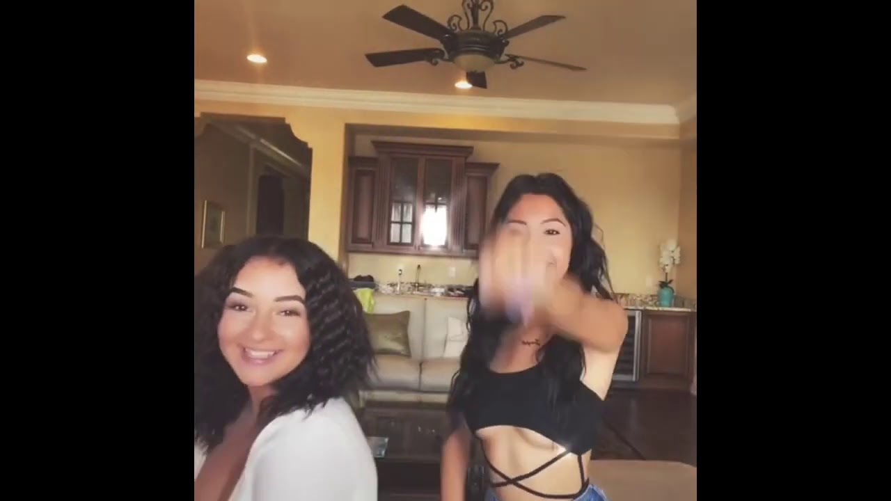 DANIELLE COHN VS CHARLIDAMELIO