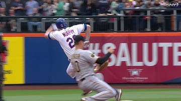 PIT@NYM: Murphy reaches third on pair of errors