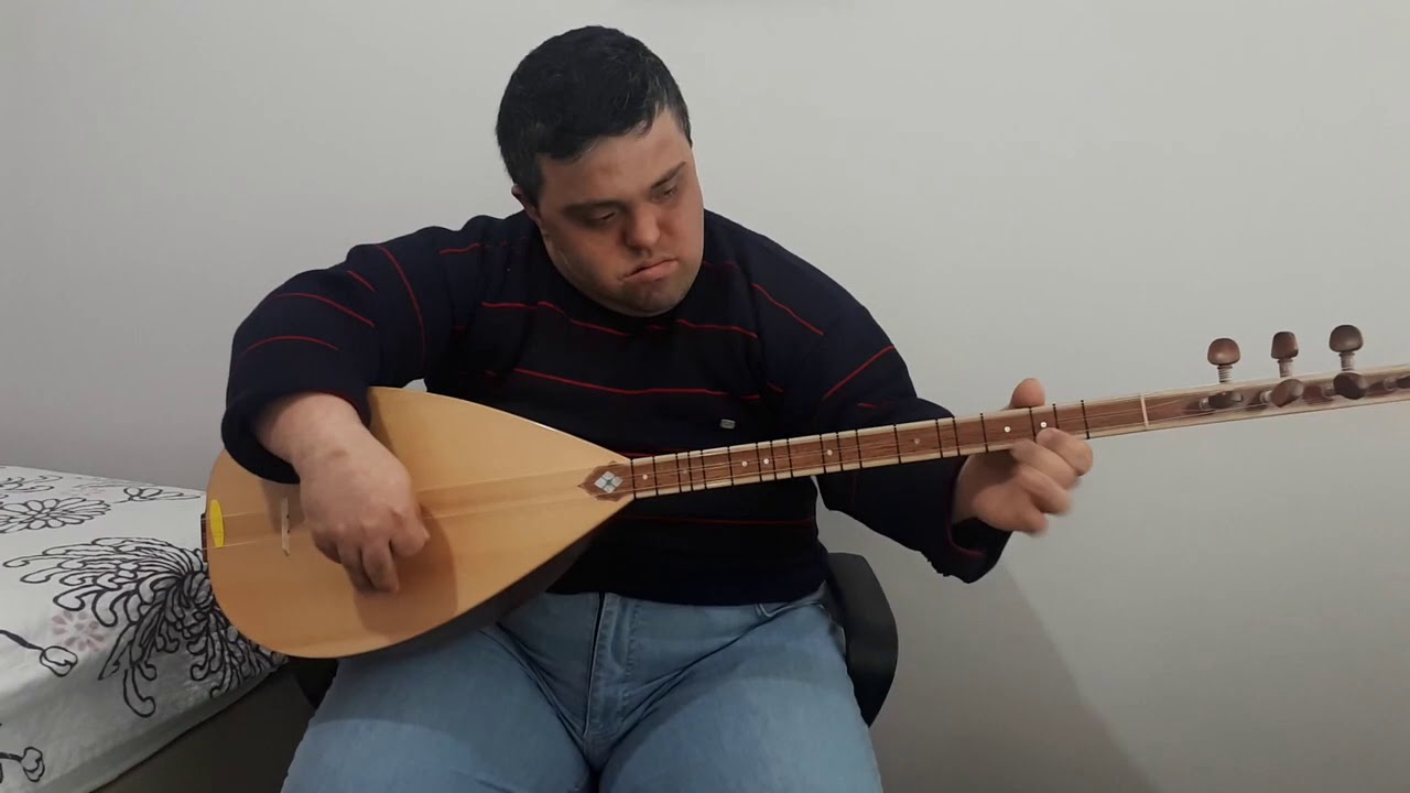 Çağatay Aras - Uzun İnce Bir Yoldayım ( Aşık Veysel )