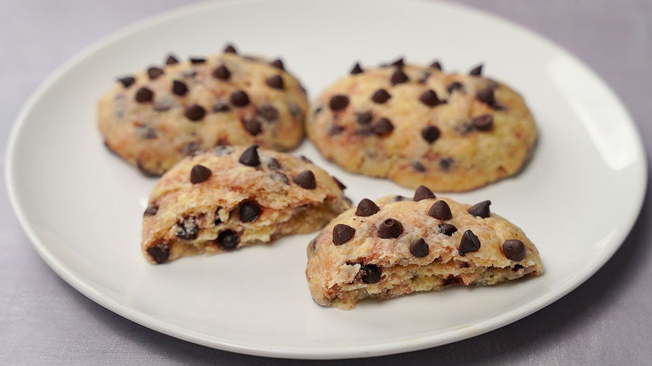 1 Min Microwave Chocolate Chip Cookies Recipe | Yummy - YouTube