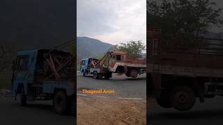 Accident Truck Climbing &amp; Difficult Of Turning Hairpin Bend