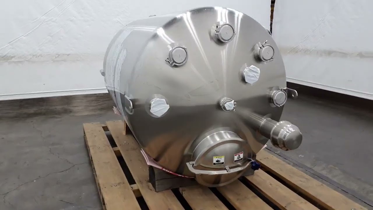 E331440 - 750 Gallon Single Wall Tank