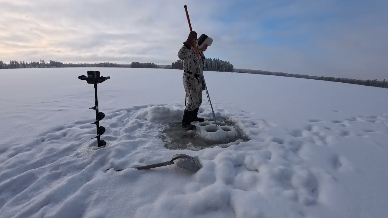 Verkon uittoa jään alle upouudella JÄÄRAKETILLA. SURKEA EPÄONNISTUMINEN PÄIVÄLLÄ!!!