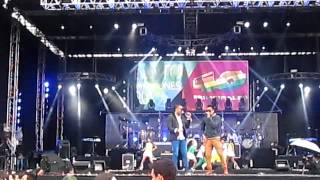 Yandar Y Yostin En Vivo Solo Es Mejor En El Evento 40 De Vacaciones 17112012