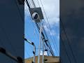 Cámara Ezviz H80x, instalación con base metálica