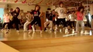 20081206 Womanizer (Britney Spears) - Derek
